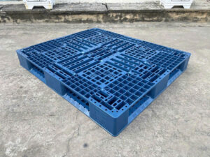 PALLET NHỰA CŨ MA15